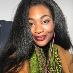 Meet your Posher, Charlene